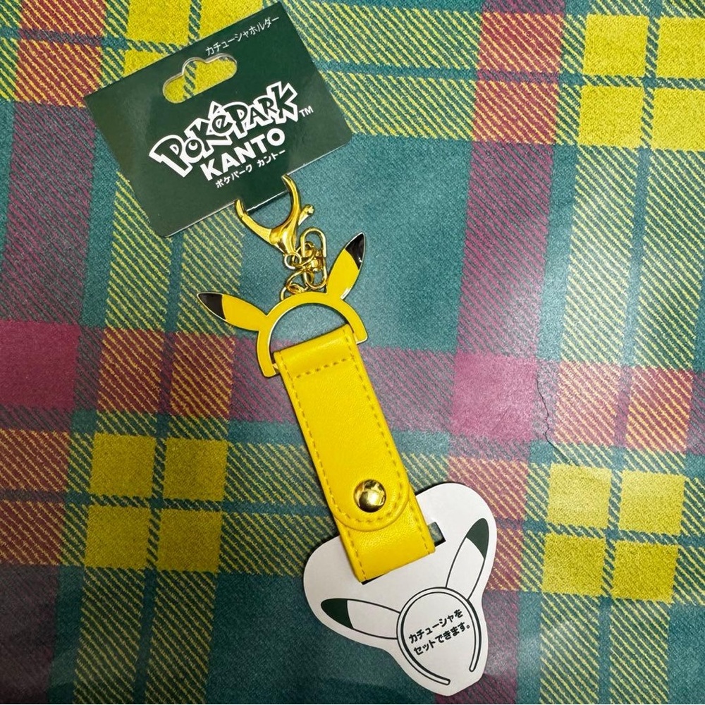 PokéPark Kanto pokemon pikachu headband holder